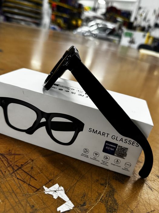 Hyundai true glasses M01
