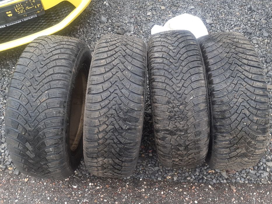 Opony Zimowe "17" 225×60