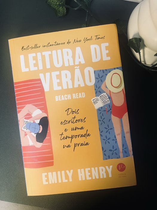 Livro: Leitura de verão - Emily Henry