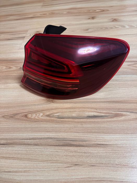 J792418200 J792418310 kia ceed ліхтар зад фонарь led лампа 92402j7150