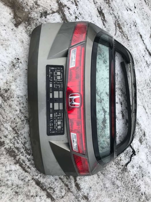 Ляда хляпа кришка багажника Honda Civic D5 (2005-2008)