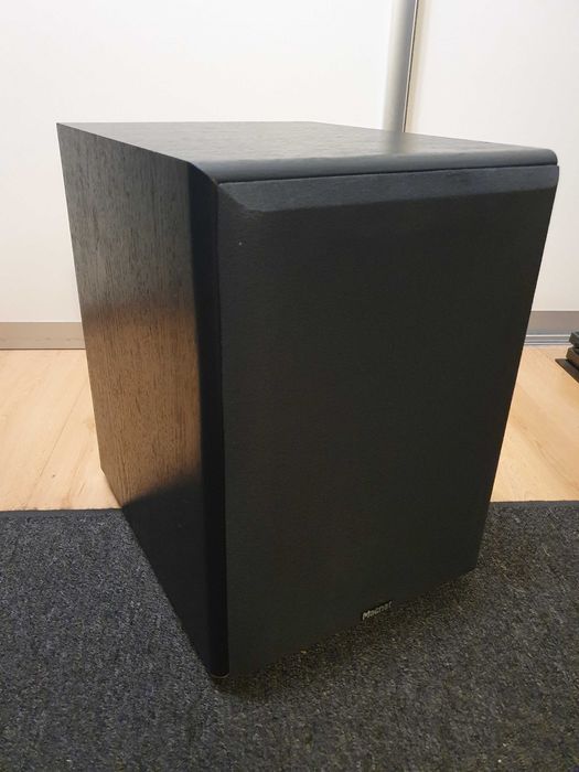 Subwoofer aktywny Magnat 200A