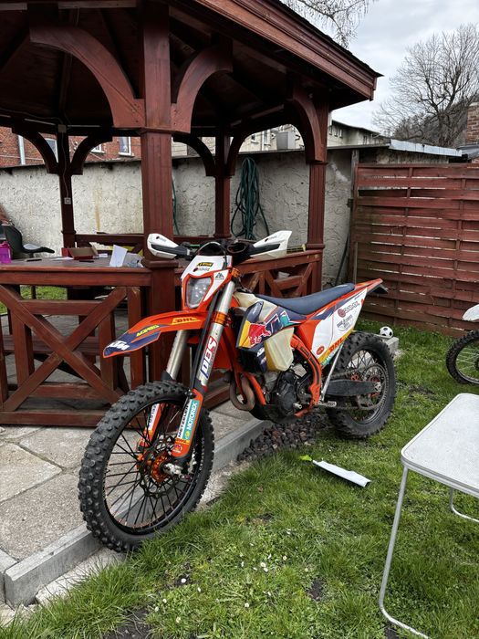 KTM EXCF 250 model 2022