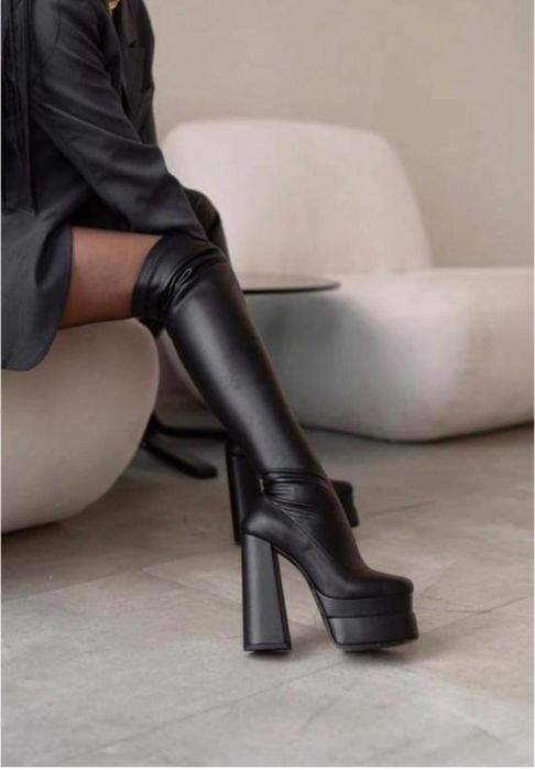 Віддам ботфорди братц,нові