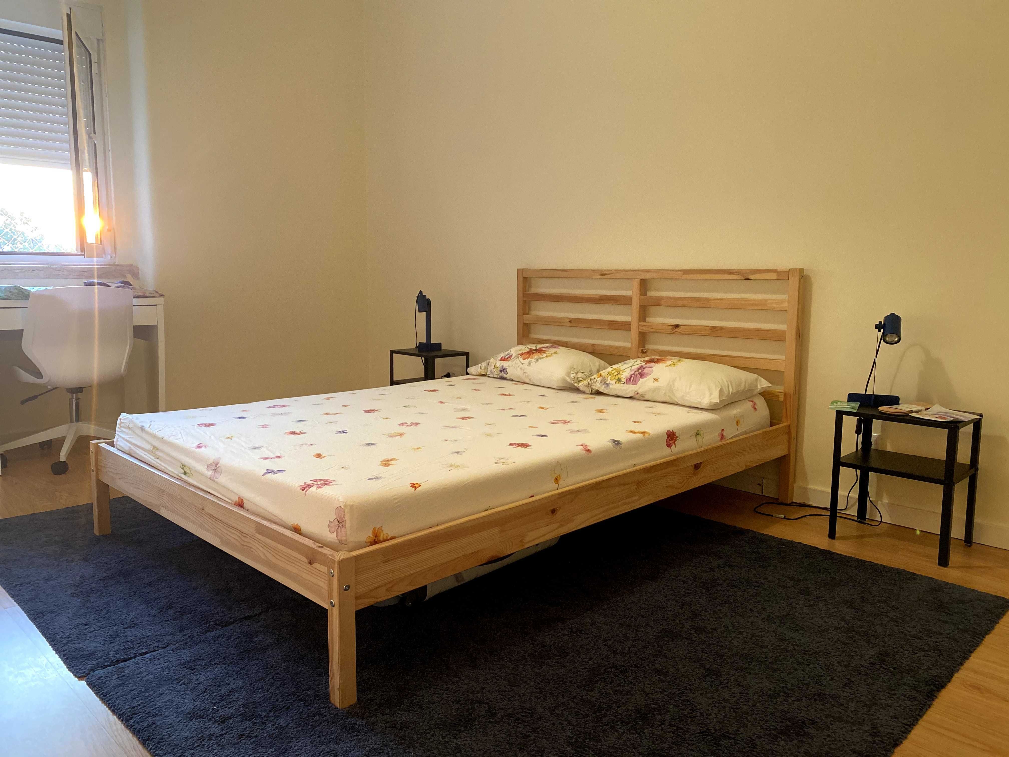 Cama IKEA TARVA 140x200