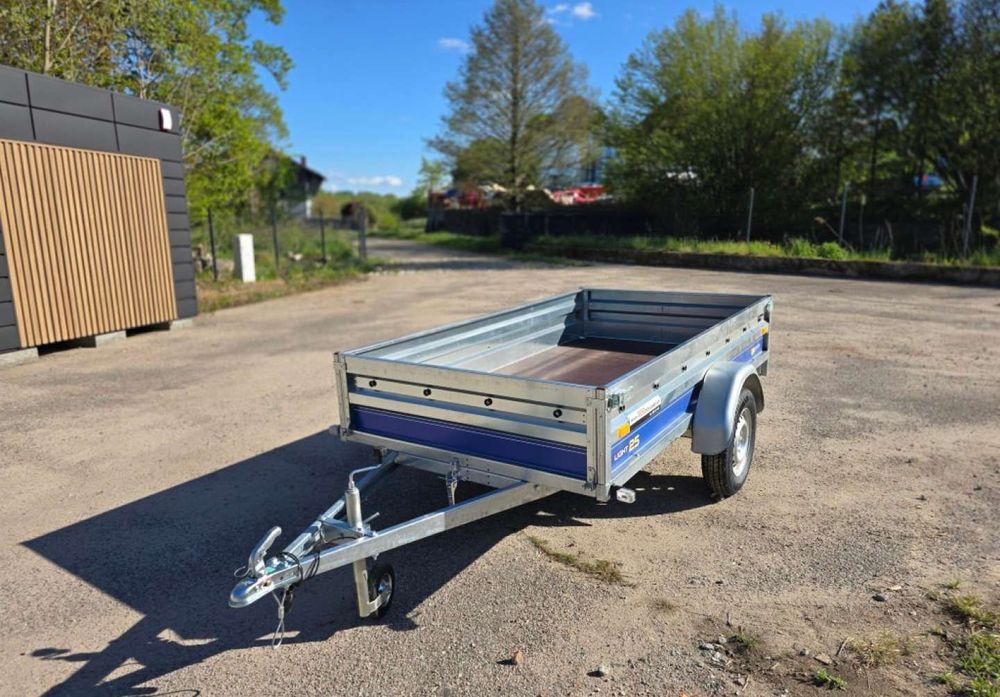 Przyczepa jednoosiowa Vesta Light 25  Przyczepa jednoosiowa Vesta Light 25 252 x 135 x 37 cm