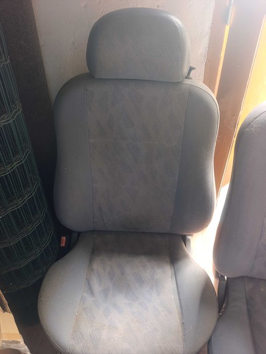 Bancos Ford fiesta 99