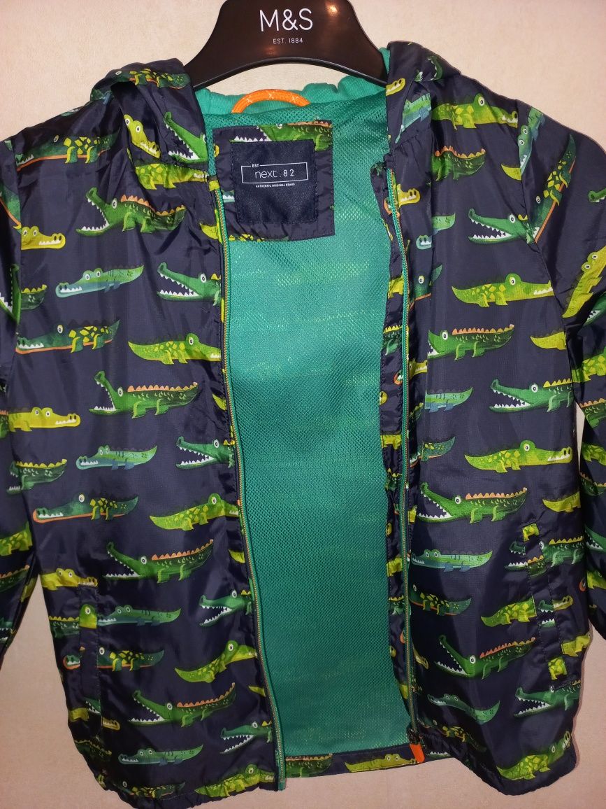 Легка куртка (вітрівка) з крокодилами next, зріст 122, 6-7р.