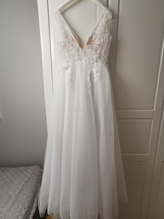 Suknia ślubna rozm. 40, biała