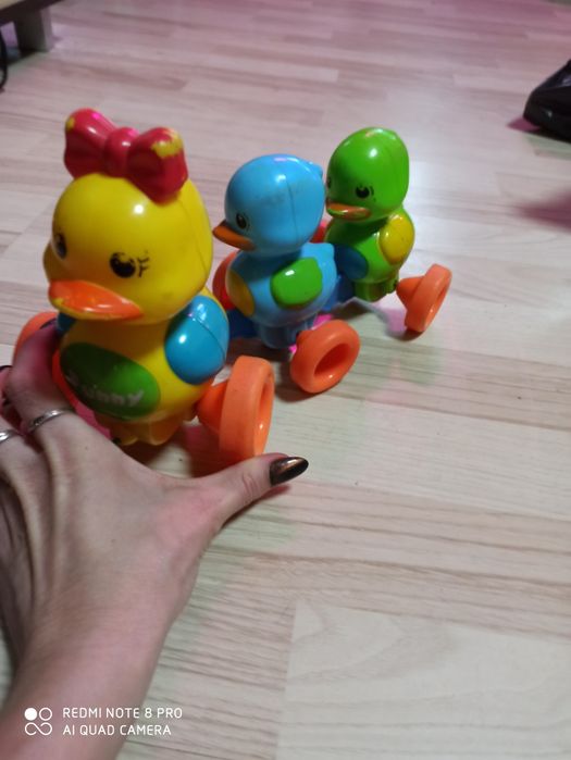 Інтерактивна каталка качечки