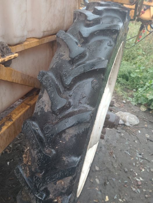 Продам оприскувач Богуслав 3000-22 м