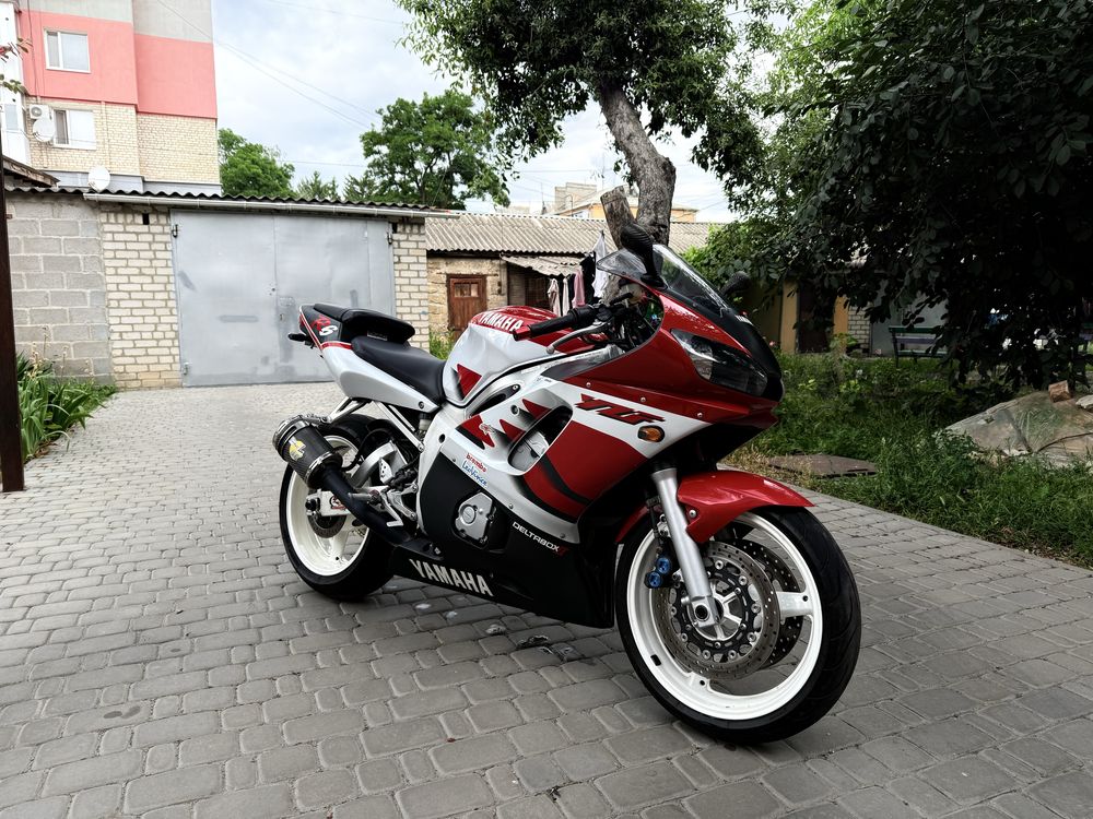 Yamaha R6 2000,весь в оригіналі
