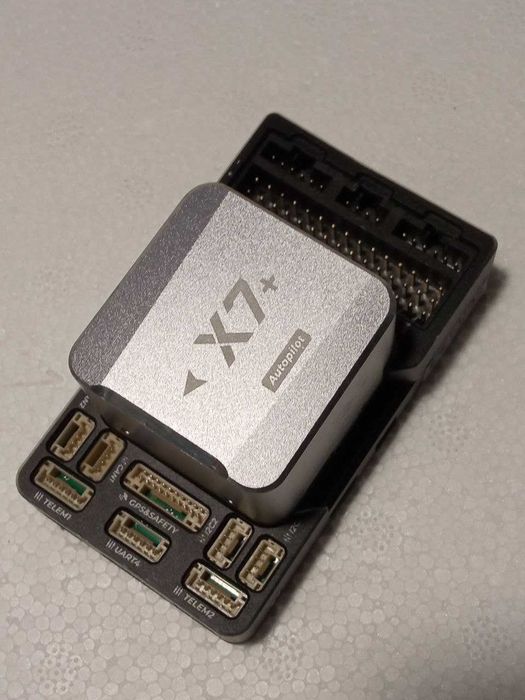 Політний контролер Cuav x7 plus