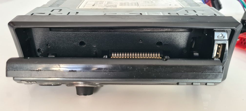 Radio LG LAC 4810R. 50W×4.