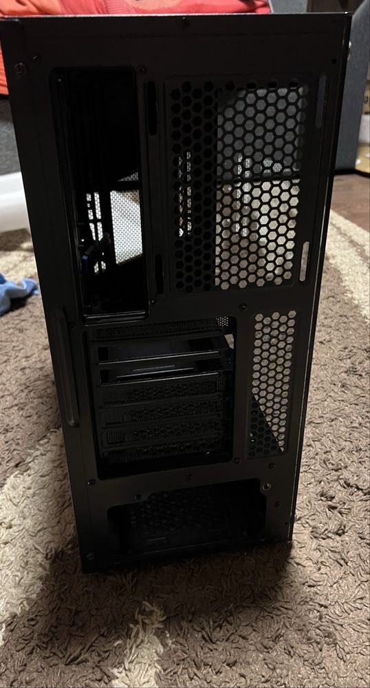 Продам Корпус для Пк Aerocool Menace АRGB з вентилятором Торг