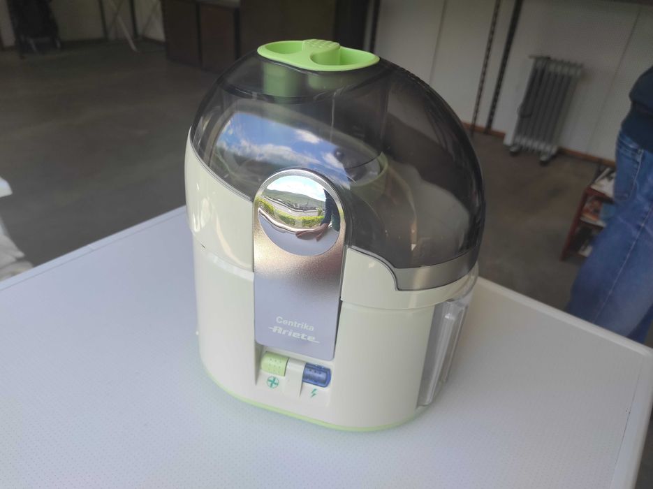 OCASIÃO (Fecho de loja) - Centrifugadora alimentos (sumos)