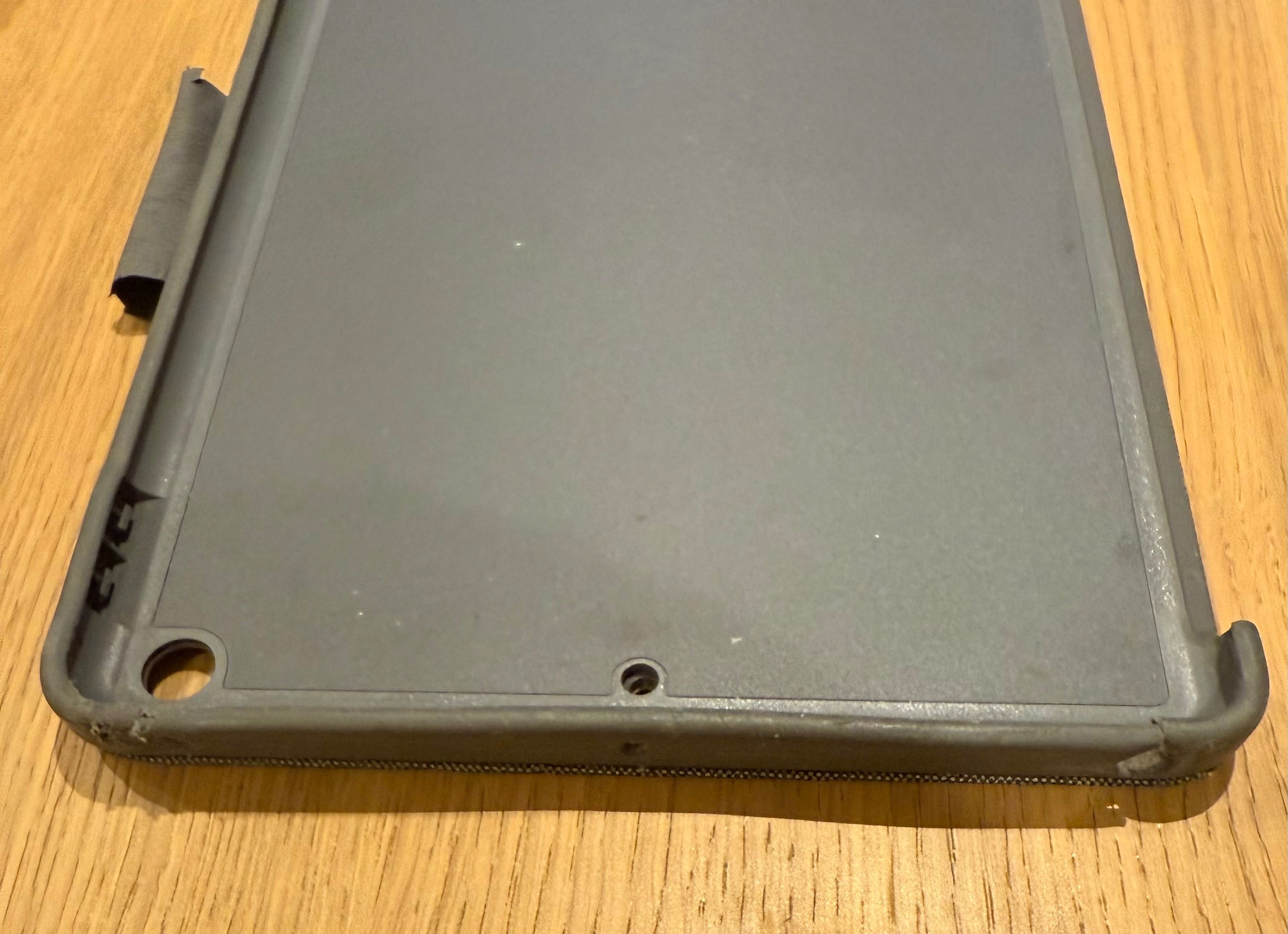 Tablet Apple iPad 8 A2429 32GB 8gen, klawiatura, sim