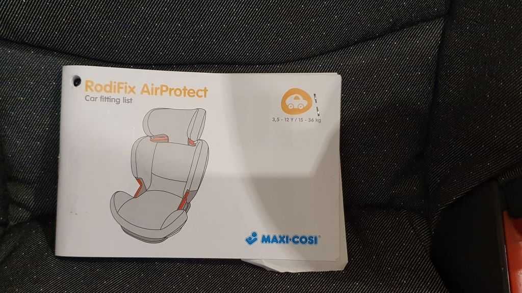 Fotelik samochodowy Maxi Cosi RodiFix AirProtect