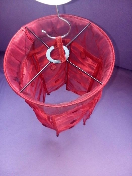 Люстра, плафон, декоративна люстра, декор, елемент декору