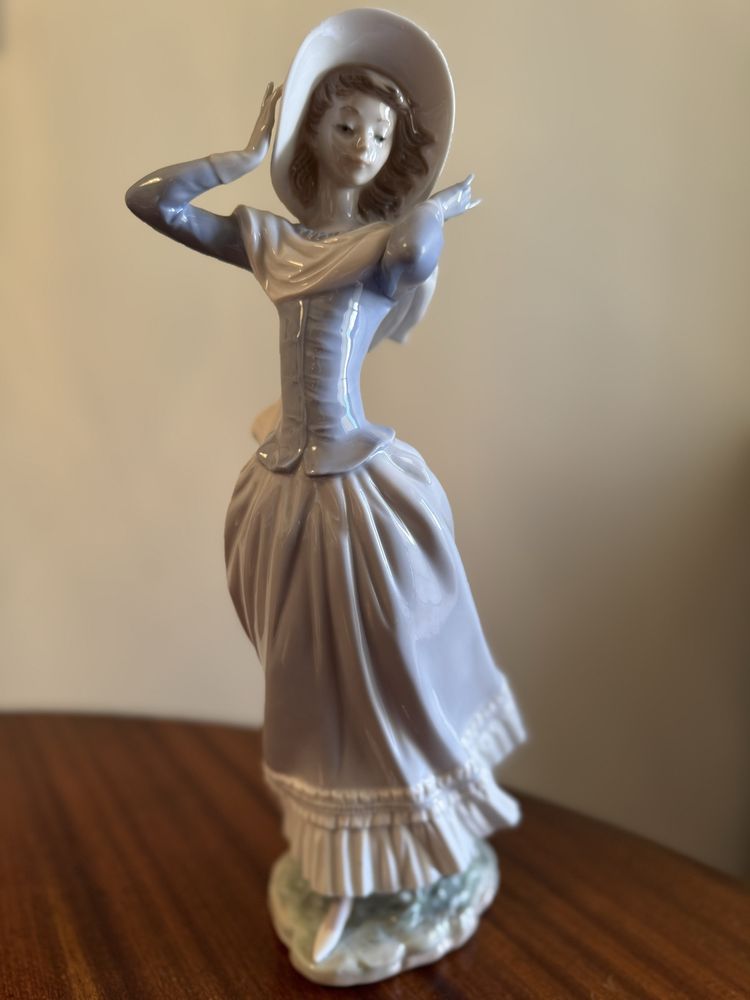 Figura de porcelana Llandro 4936