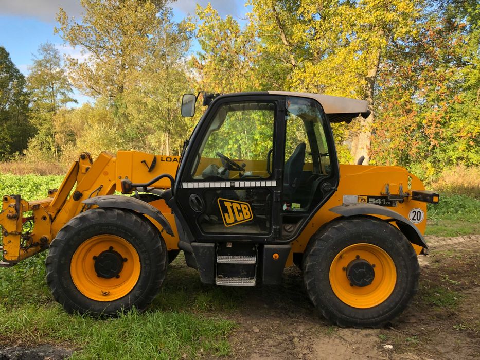 Sprzedam ładowarkę JCB 541/70