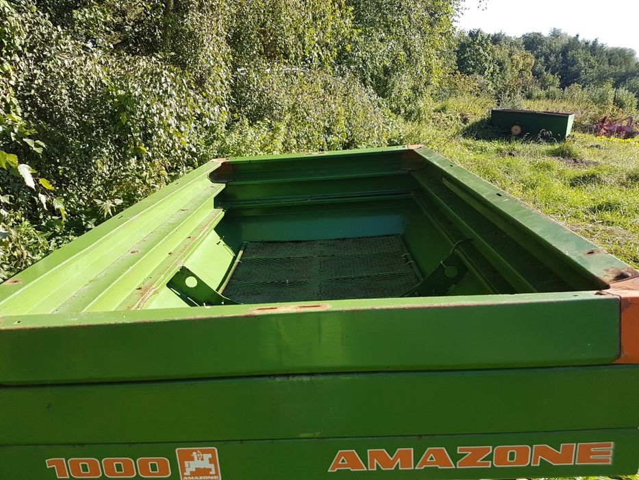Rozsiewacz Amazone za-m2 1600L