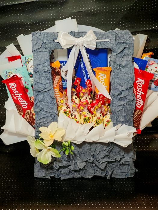 Букети з цукерок від 250 грн