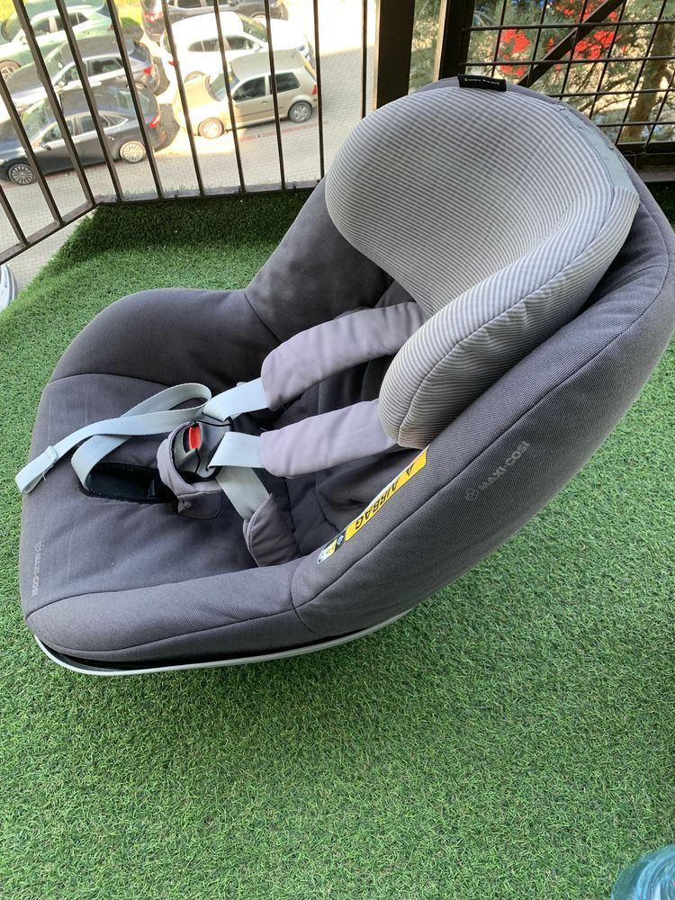 Fotelik maxi cosi 2 way pearl z baza 2 way fix plus