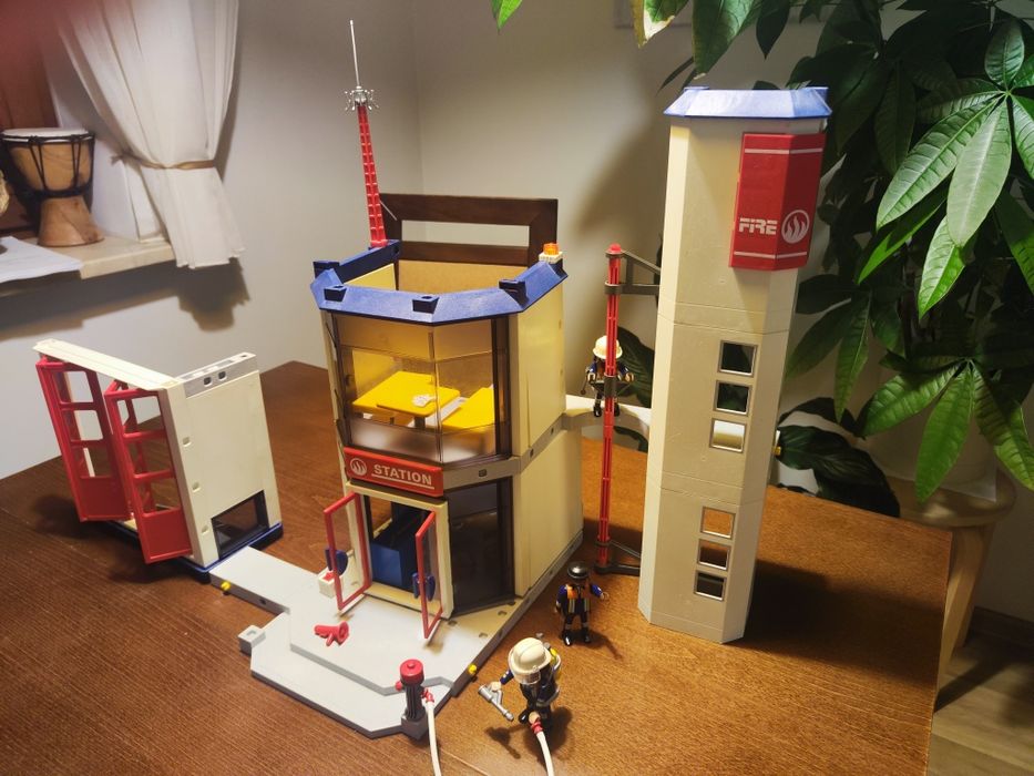 Remiza strażacka Playmobil 4-10 lat