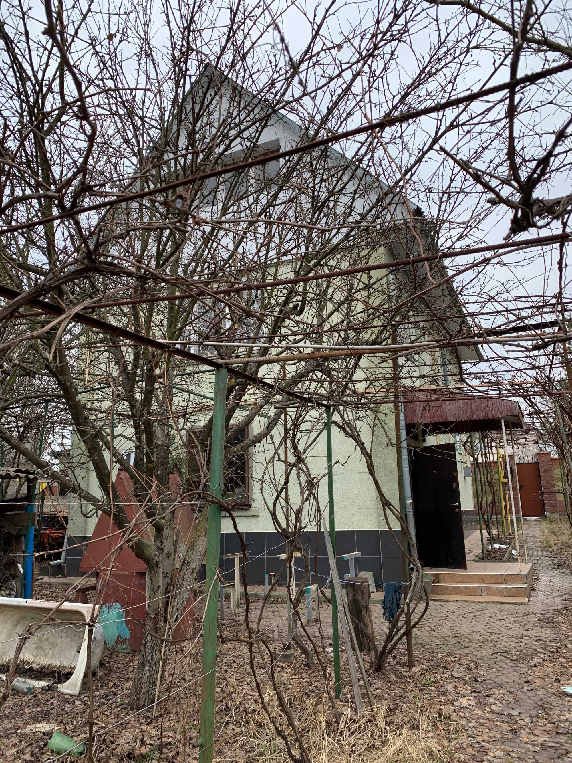 Будинок 3-х поверх. під Києвом Миколаївка 35км по Житомирській 200м2