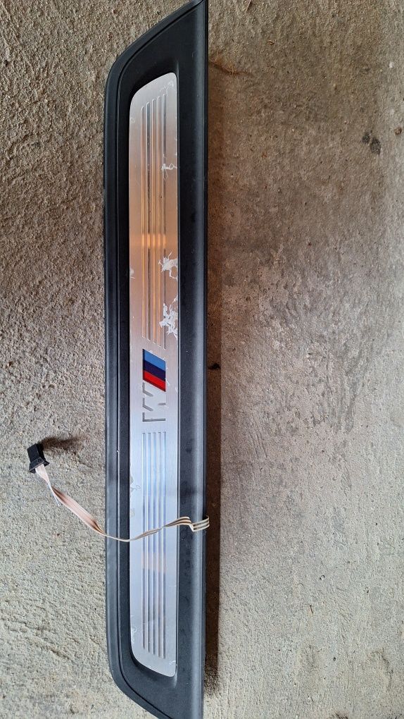 Listwy progowe bmw g30 led