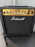 Гітарний Комбо-підсилювач Marshall MG15 DFX