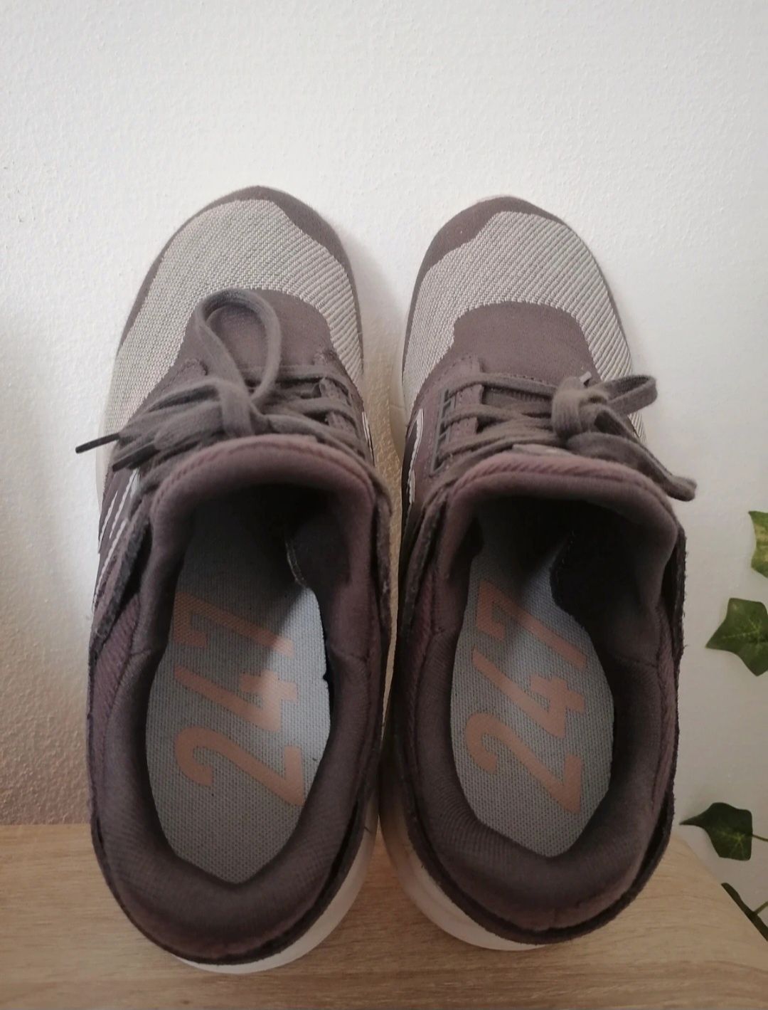 Buty New Balance 247 REVlite