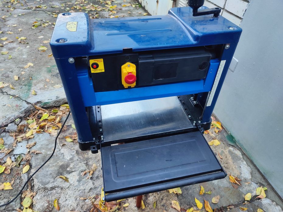 Рейсмусовый станок  2200 Вт.