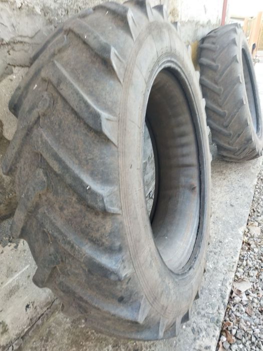 Продам покришки мтз-82