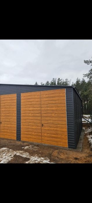 Drzwi bramy ocieplane