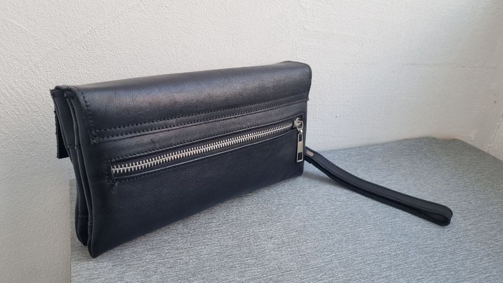 Клатч из натуральной кожи