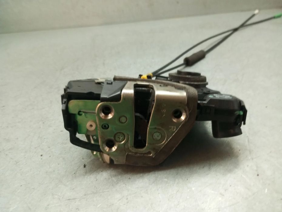 Fechadura / fecho porta frente direito TOYOTA Hilux VII Pick Up (_N1_,