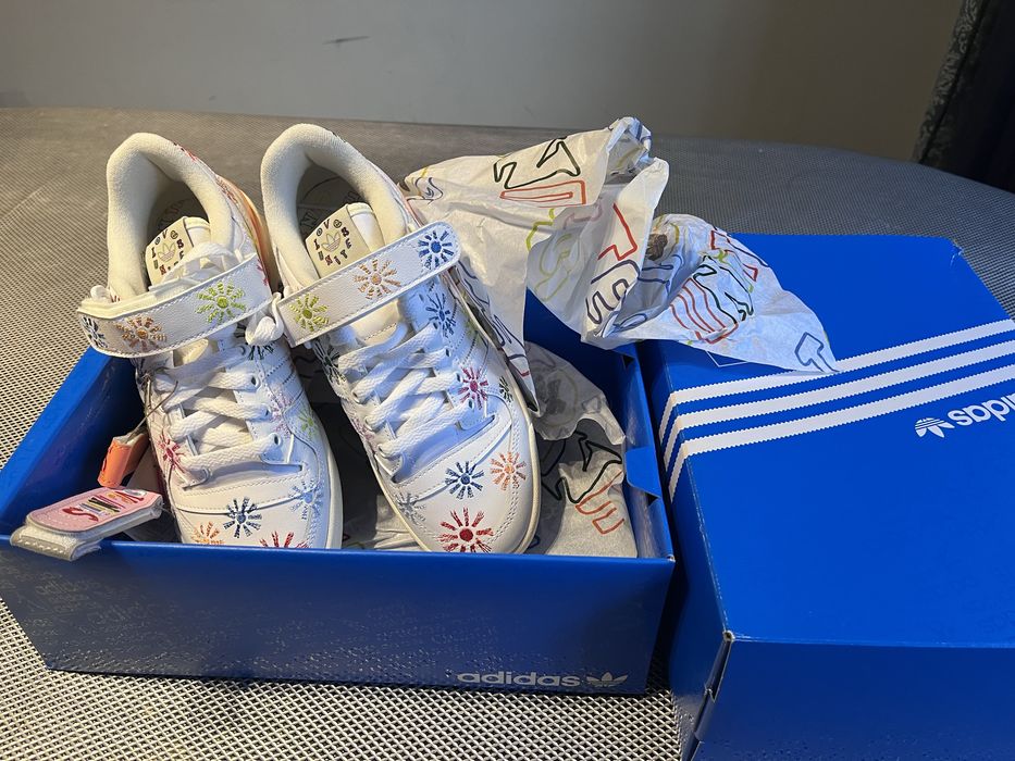Sapatilhas ADIDAS Novas