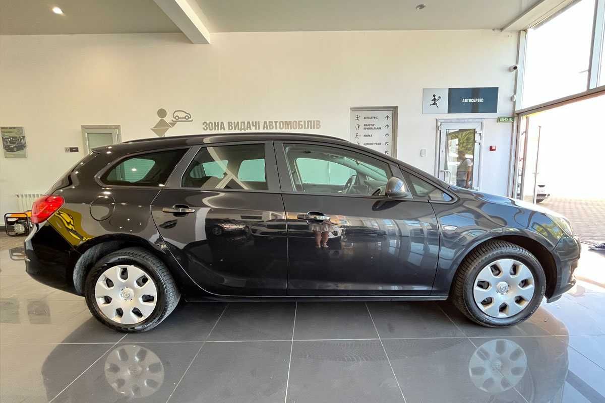 Opel Astra - 2015