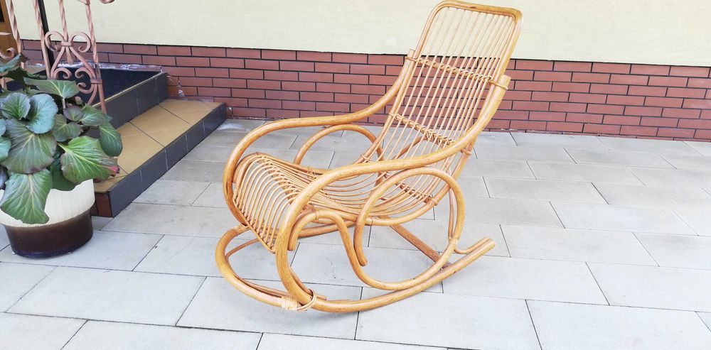 fotel bujany wypoczynek rattanowy bambusowy bujak relaks krzesło