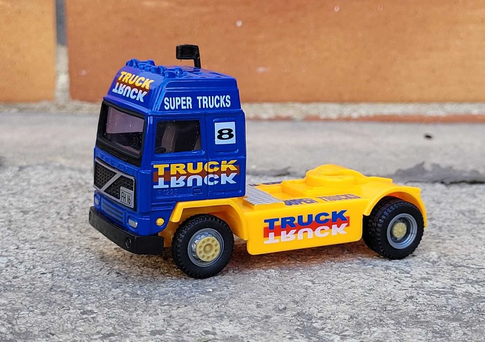 Wyścigowa Volvo FH16 Truck nowy pudełko 1:55 kolekcja model Ciężarowka