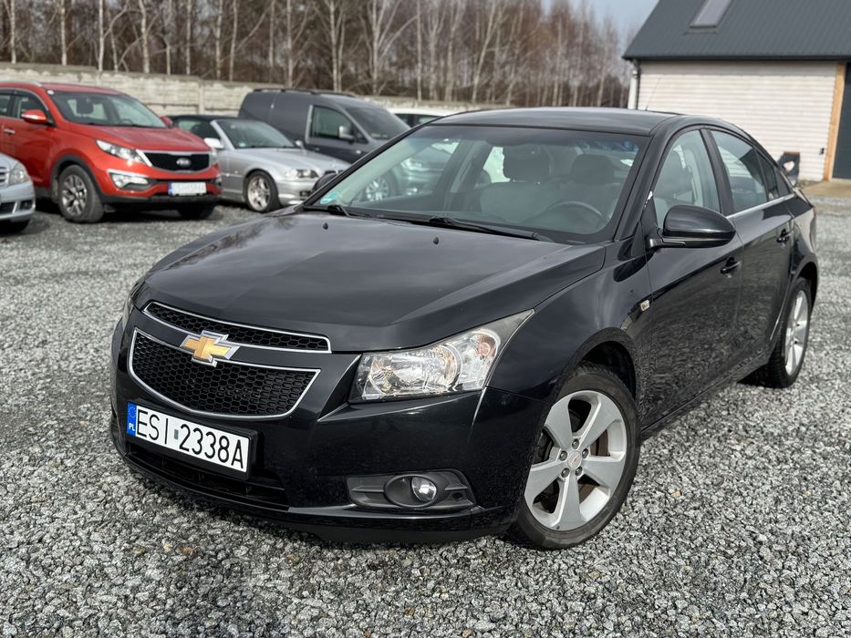 Chevrolet Cruze 1.8 Benzyna * automat * niski przebieg * czytaj ogłoszenie