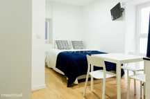 Hostel composto por 8 estúdios junto à Praça do peixe, Aveiro