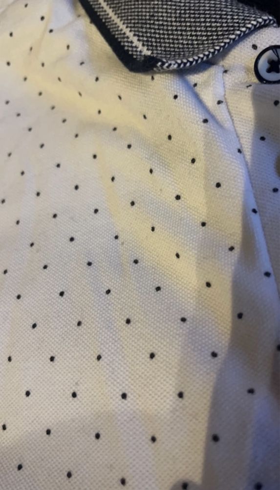 Koszulka polo biała w groszki w kropki we wzory z krótkim rękawem