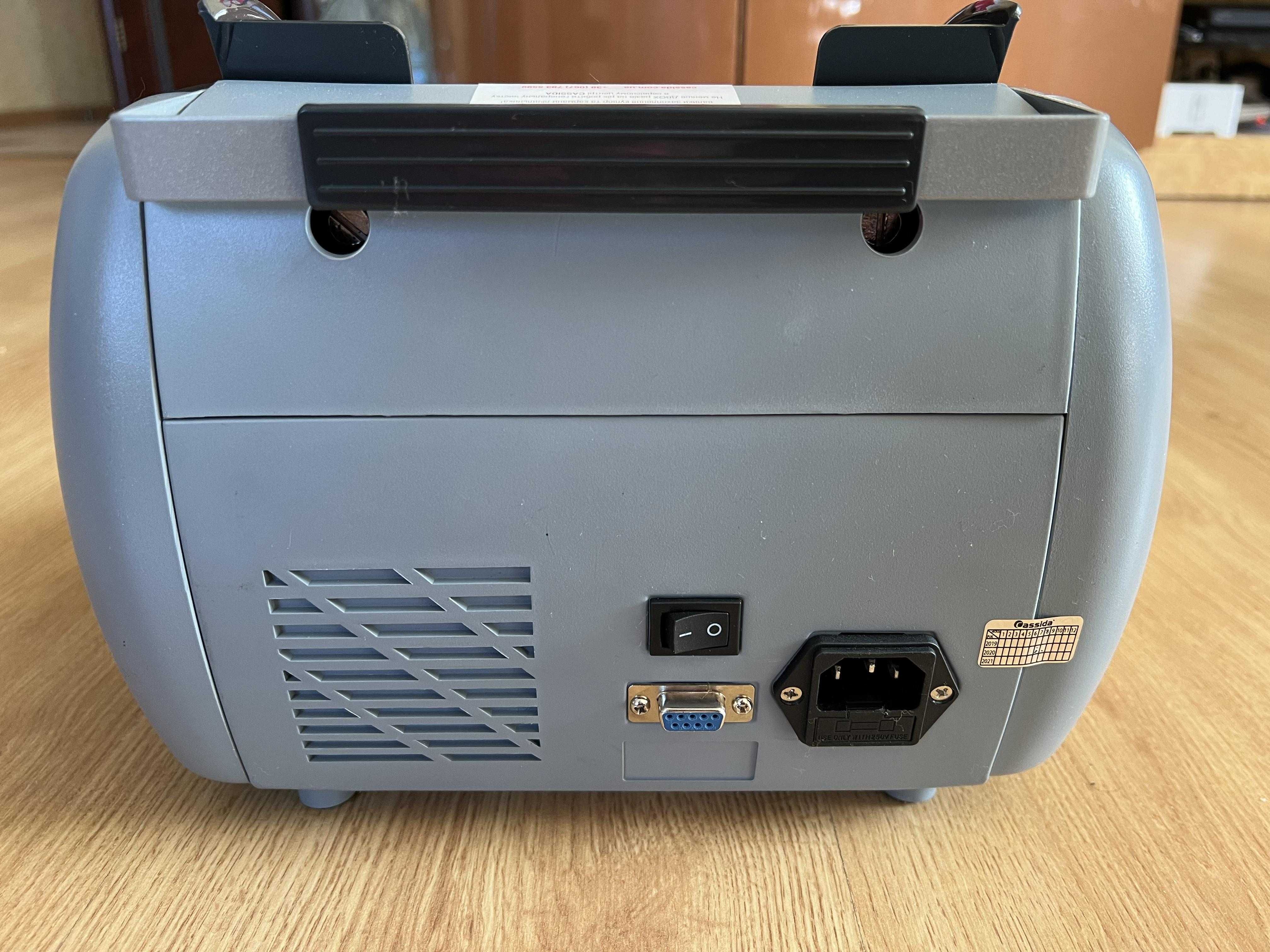 Счетчик банкнот Cassida 6650 UV с УФ-детекцией