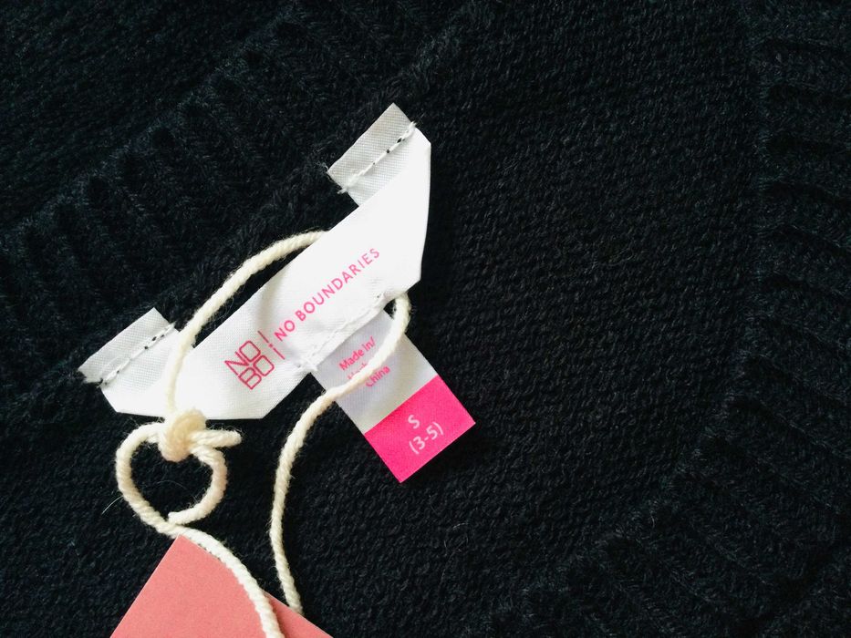 Nobo теплий светр з Новорічним принтом. новий з усіма бірками