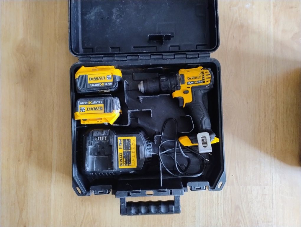 Wkrętarka DeWalt DCD730M2
