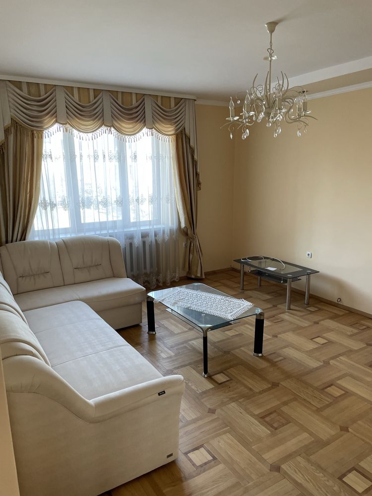 Будинок 400 м кв м Жовква, продаж/довготривала оренда!