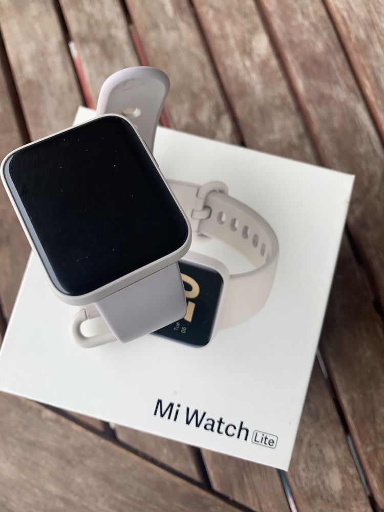 Smartwatch Xiaomi Mi Watch Lite - 41mm - GPS - ivory/kość słoniowa